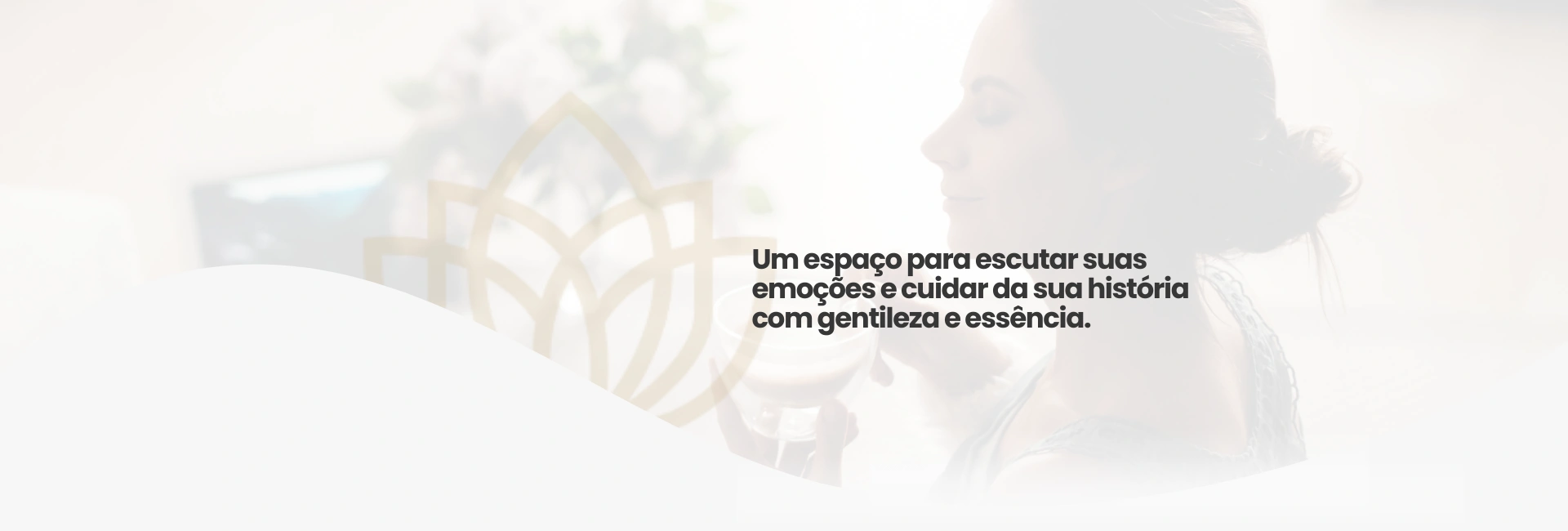Um espao para escutar suas emoes e cuidar da sua histria com gentileza e essencia  - 